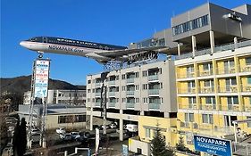 NOVAPARK Flugzeughotel Graz